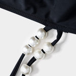 Meredith | Drie-delig Bikini-set met Wikkelband-Design, Pareldetails en Transparante Pareo