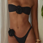 Jessica | Bandeau-Bikini-set met 3D-bloemen-details en figuuraccentuerende pasvorm