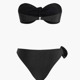 Jessica | Bandeau-Bikini-set met 3D-bloemen-details en figuuraccentuerende pasvorm