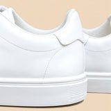 Minimalistische witte sneakers – Perfect voor elke gelegenheid