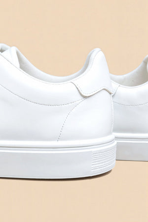 Minimalistische witte sneakers – Perfect voor elke gelegenheid