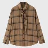 Elegante geruite damesblouse met strik en lange mouwen