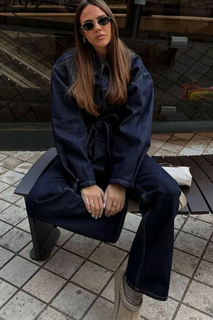 Dames-Denim-Set – Elegante Taillierte Jeansjacke met Ceintuur & Wijde High-Waist Broek