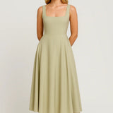 Gele Elegante Midi Jurk