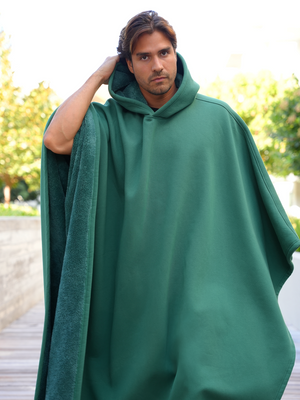 Luxe™ Fleece Poncho met Capuchon