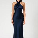 Elegante Halter Maxi Jurk met Open Rug