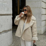 Kiara | Stijlvolle Jack met Kunstleer- en Fleece-Details