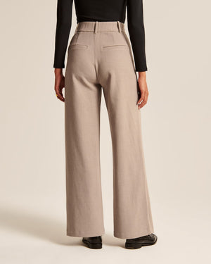 Isabell | Modieuze broek in taupe met wijde pijpen