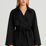 Elegante Korte Trenchcoat met Tailleband en Reverskraag
