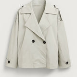 Korte Trenchcoat met Dubbele Knopen en Tailleband