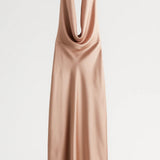 Elegante Maxi Jurk met Halterhals en Watervalhalslijn