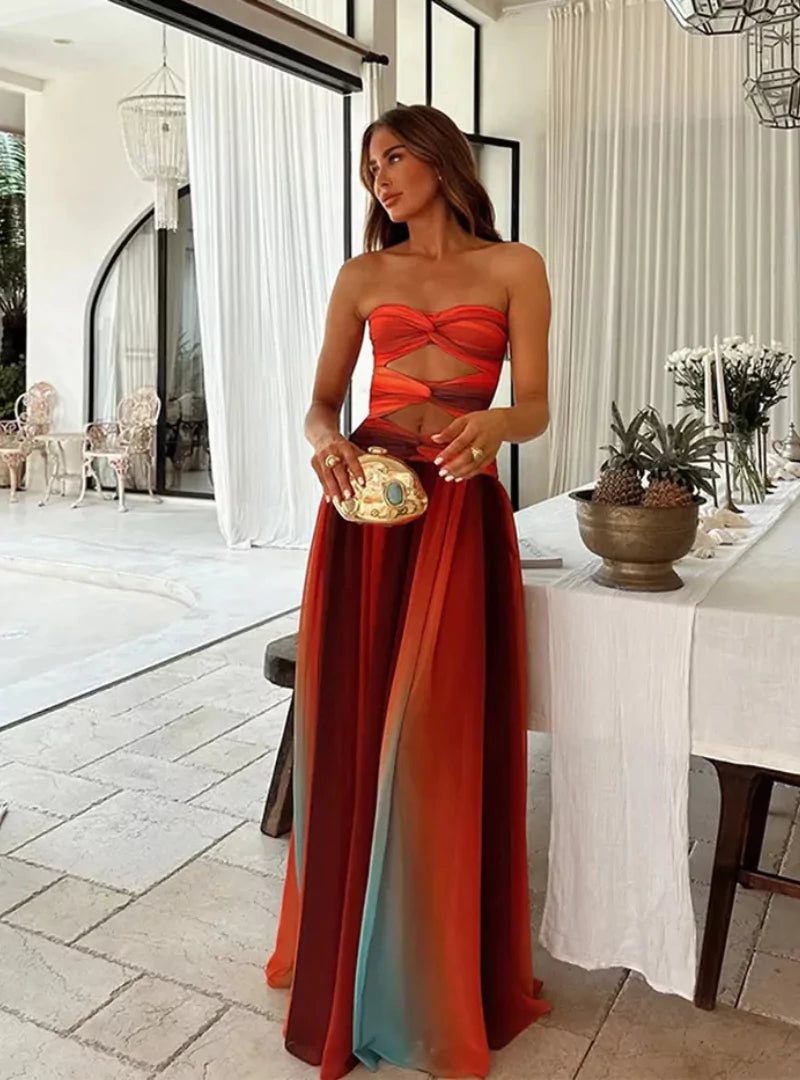 Maxi Zomerjurk met Cut-Outs & Bandeau-Top – Kleurverloop Rood-ORanje