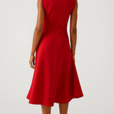 Elegante Asymmetrische Midi Jurk met Taille Detail