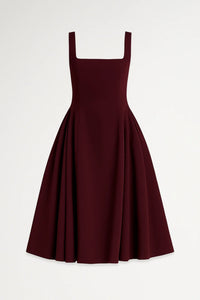 Elegante Midi Jurk met Brede Bandjes en Uitlopende Rok