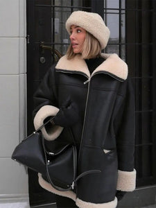 Lizzy | Oversized Kunstleer Shearling-Jack in Zwart