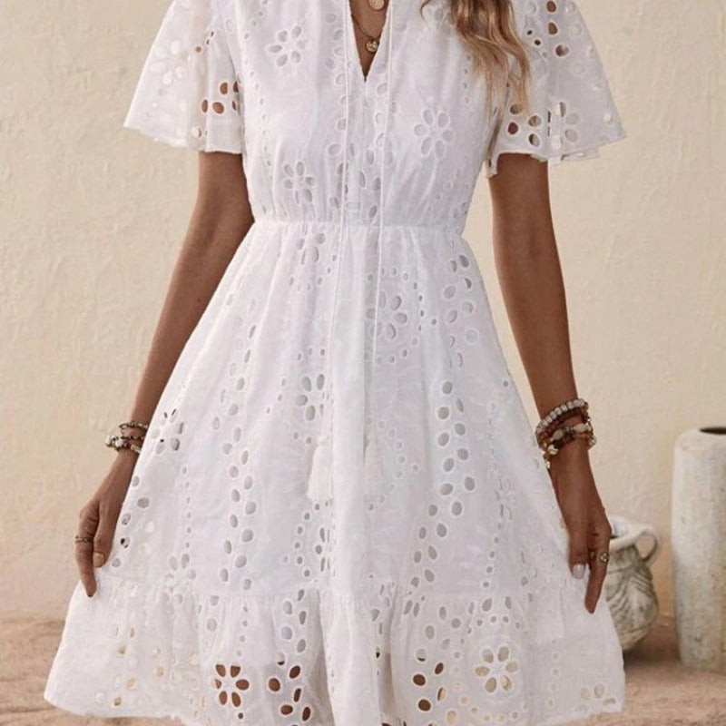 Witte Zomerjurk met Broderie – Korte Mouwen Katoenen Jurk in Boho-Stijl