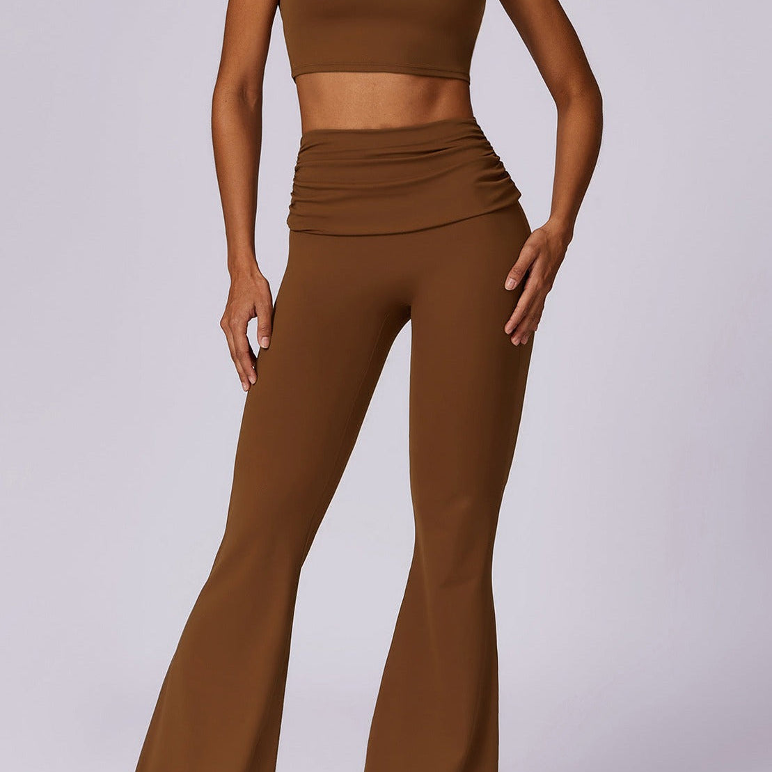 Hoge taille flared broek in mokka-bruin