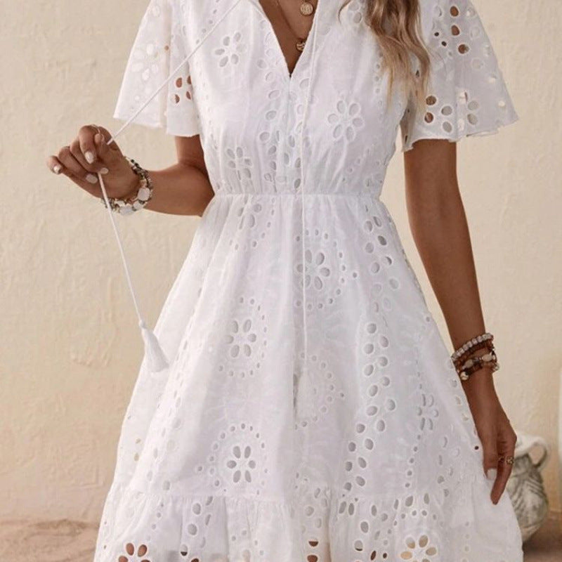 Witte Zomerjurk met Broderie – Korte Mouwen Katoenen Jurk in Boho-Stijl