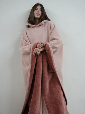 Luxe™ Fleece Poncho met Capuchon