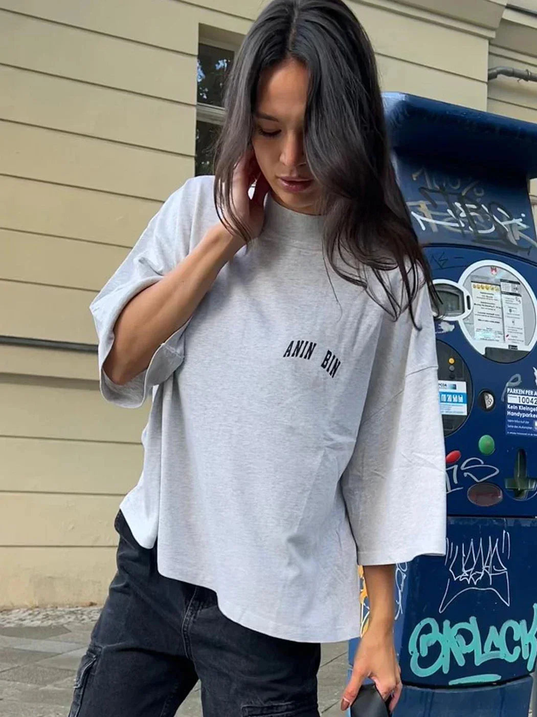 Oversized Dames T-Shirt in Grijs met Klein Logo-Print