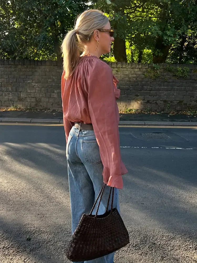 Transparante Volantblouse in Bruin – Feminin, Elegant & Uitgesproken
