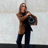 Bruine Suède Blazer | Tijdloze Elegantie | Luxe Textuur