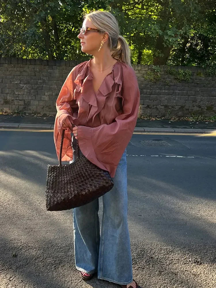 Transparante Volantblouse in Bruin – Feminin, Elegant & Uitgesproken
