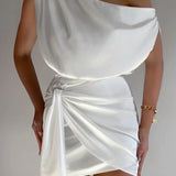 Fleur Elegante Mini Jurk – Satijnen One Shoulder Jurk met Overslag