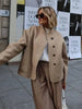 Courtney | Oversized Woljack met asymmetrische knoopsluiting en grote zakken