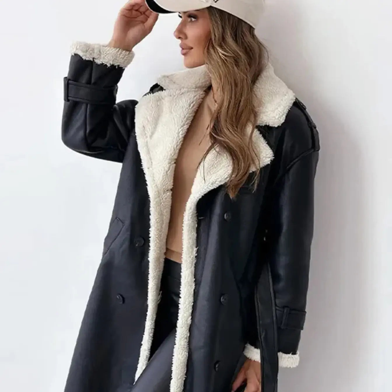 Luna | Lange klassieke jas met fleece voering en teddykragen