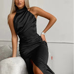 Ylva | Elegante Satin Halterjurk met Beenopening
