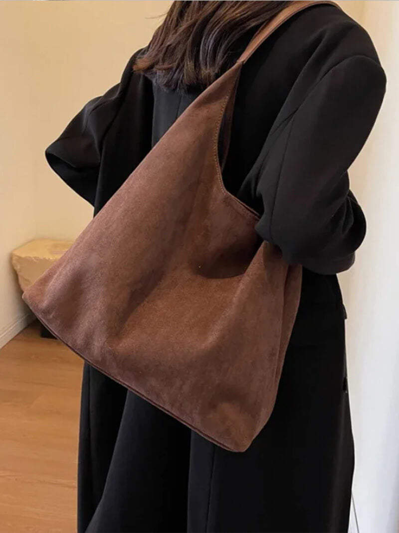 Olga | Minimalistische Schoudertas van Suède