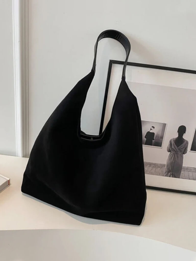 Olga | Minimalistische Schoudertas van Suède