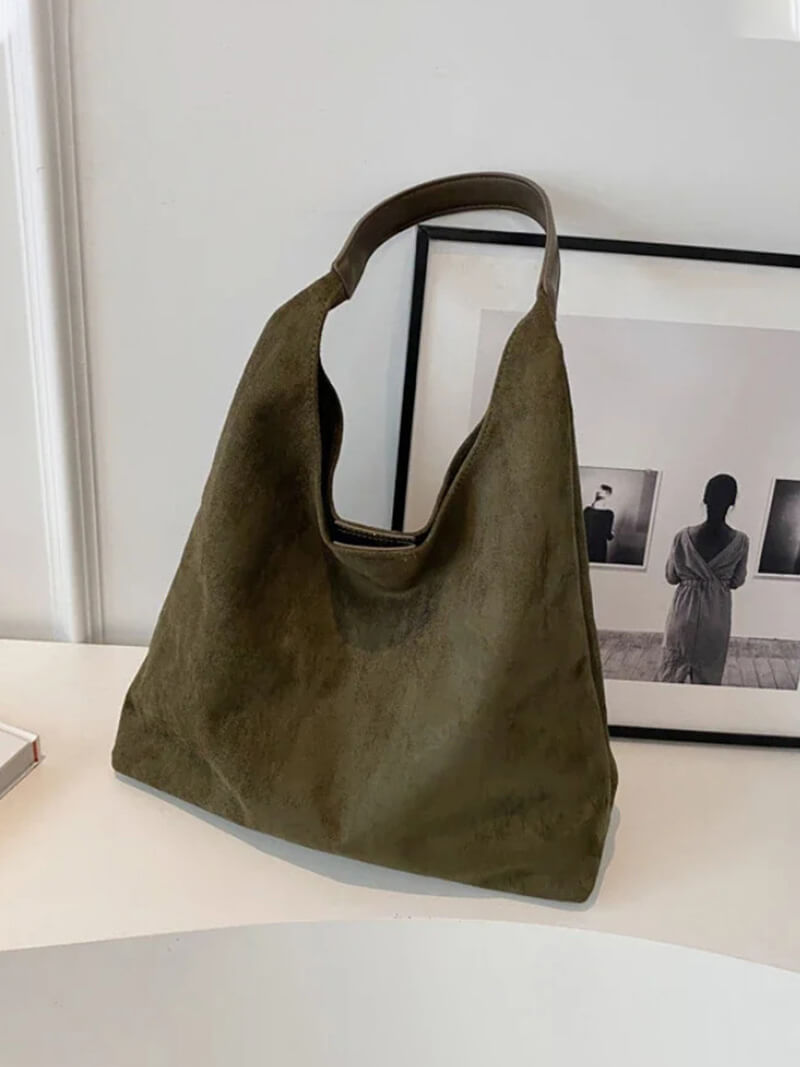 Olga | Minimalistische Schoudertas van Suède