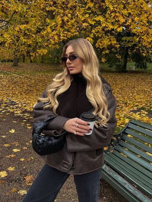 Kiara | Stijlvolle Jack met Kunstleer- en Fleece-Details