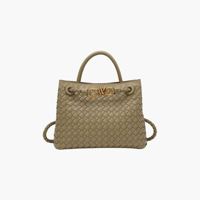Carlee | Gevlochten Mini-Tas met Elegante Accent