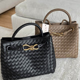 Carlee | Gevlochten Mini-Tas met Elegante Accent
