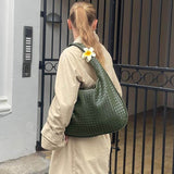 Charlyne | Grote gevlochten Hobo-tas