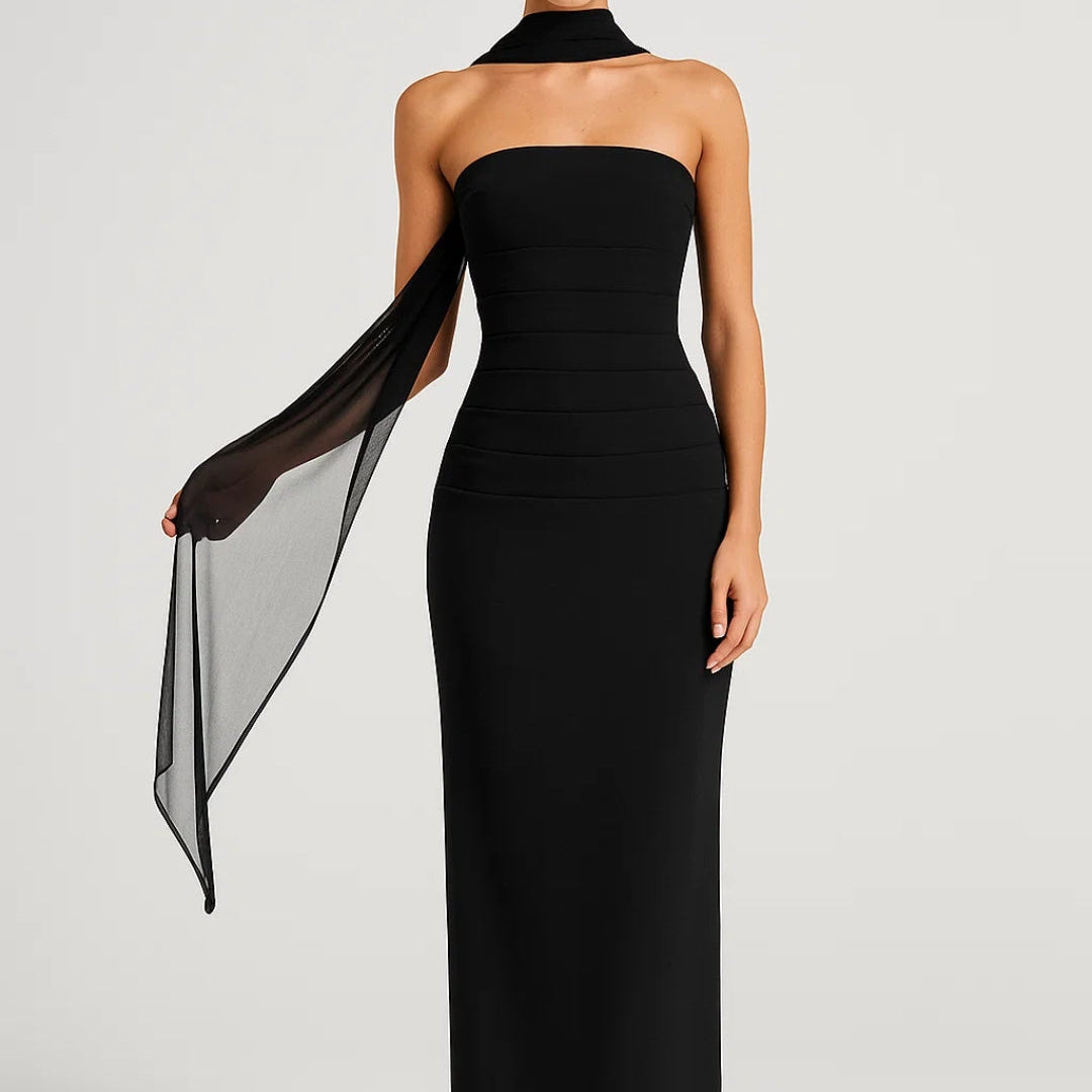 Elegante lange strapless avondjurk met sjaaldetail