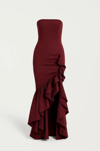 Elegante strapless lange avondjurk met ruches en split