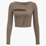 Amira | Asymmetrisch Langarmtop met Cut-Out & Knopdetails