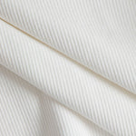Dominique | Figurbetont Poloshirt met diepe V-hals en elegante knoopdetails