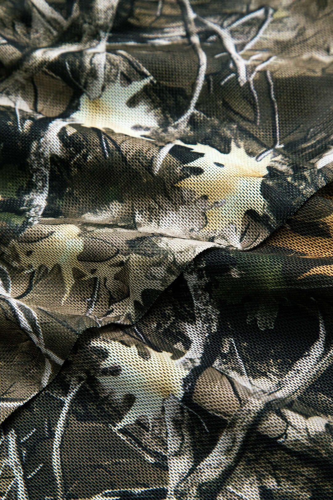 Anna | Off-Shoulder Mesh-Top met Camouflage-Print & Trompetenärmeln