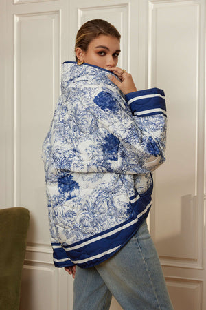 Flora | Geblümte Steppjacke met blauwe print – Stijlvol en gezellig