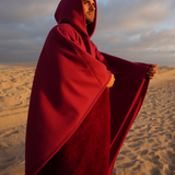 Patricia™ Luxe Fleece Poncho met Capuchon