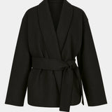 Elegante Overslag Jas met Tailleband en Sjaalkraag