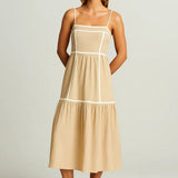 Strapless Maxi Jurk met Gelaagde Rok en Contrastdetails