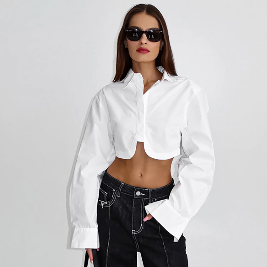 Gekorte Damesblouse – Modern, Minimalistisch & Modieus Geaccentueerd