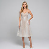Elegante Midi Jurk met Bandjes en Geplooide Rok