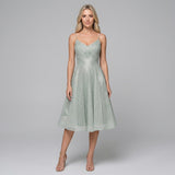 Elegante Midi Jurk met Bandjes en Geplooide Rok